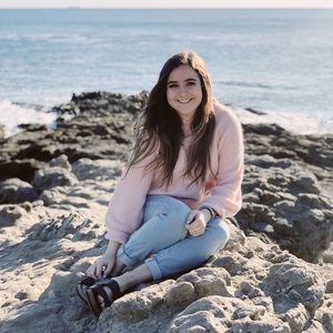 Meet your Posher, Olivia